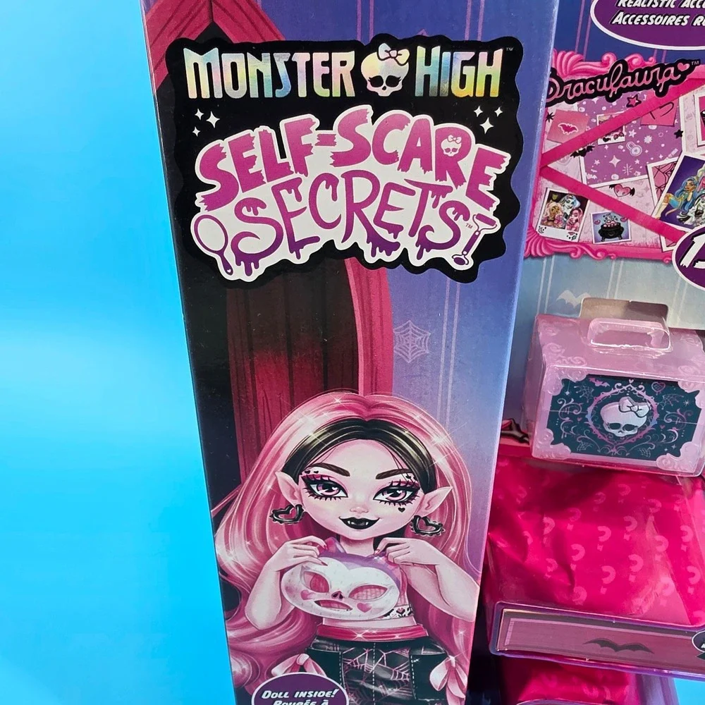 Monster High Self-Scare Secrets‎ Draculaura Doll 13 Surprises Mattel JHK43 NEW
